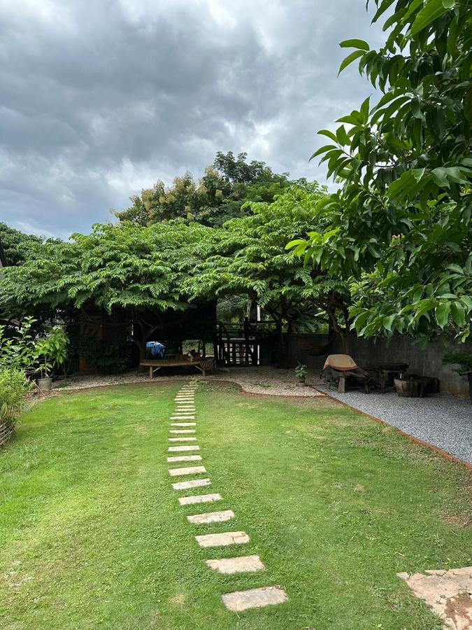 The Legend Homestay. Mae Ai Bagian luar foto