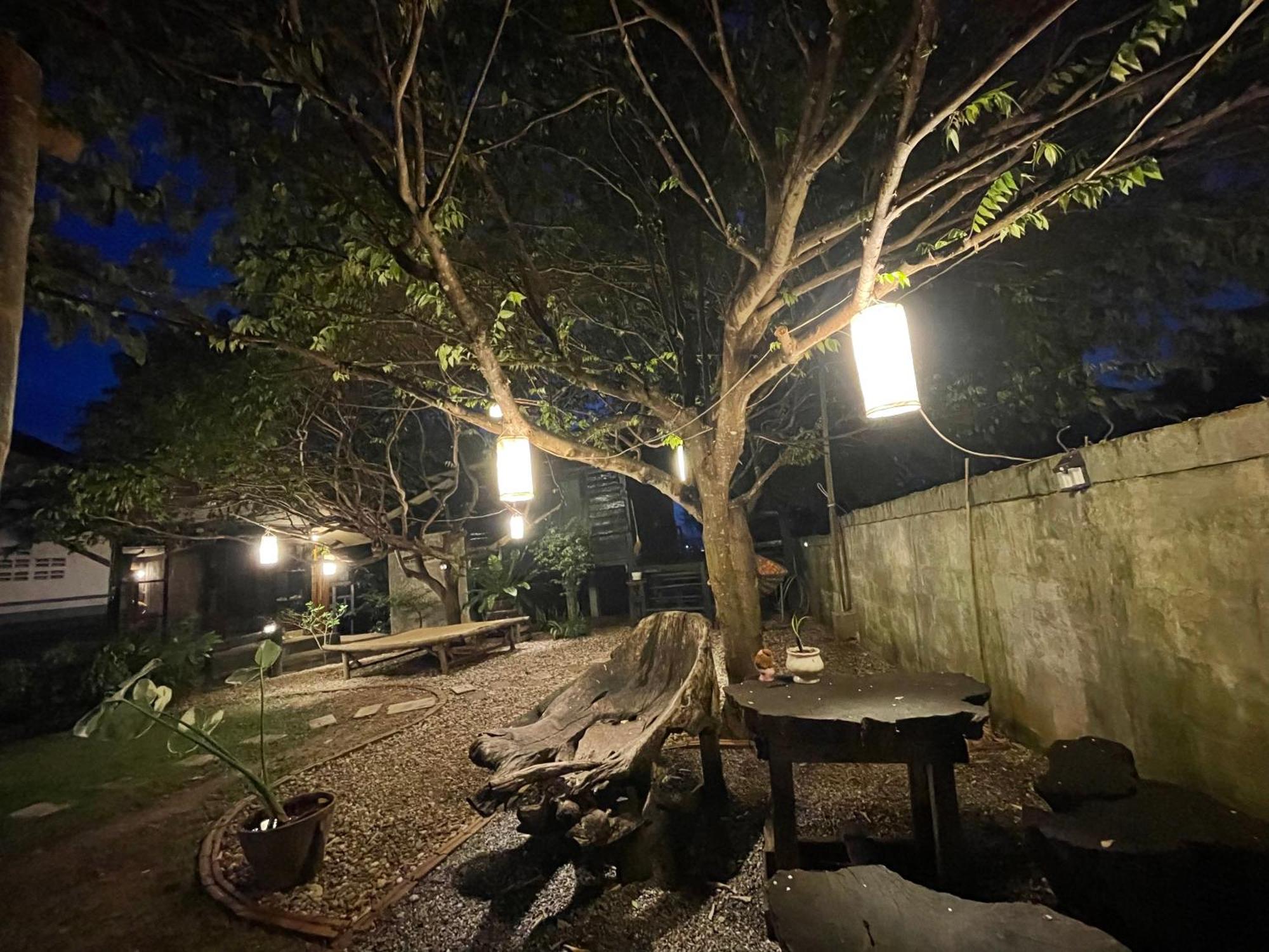 The Legend Homestay. Mae Ai Bagian luar foto