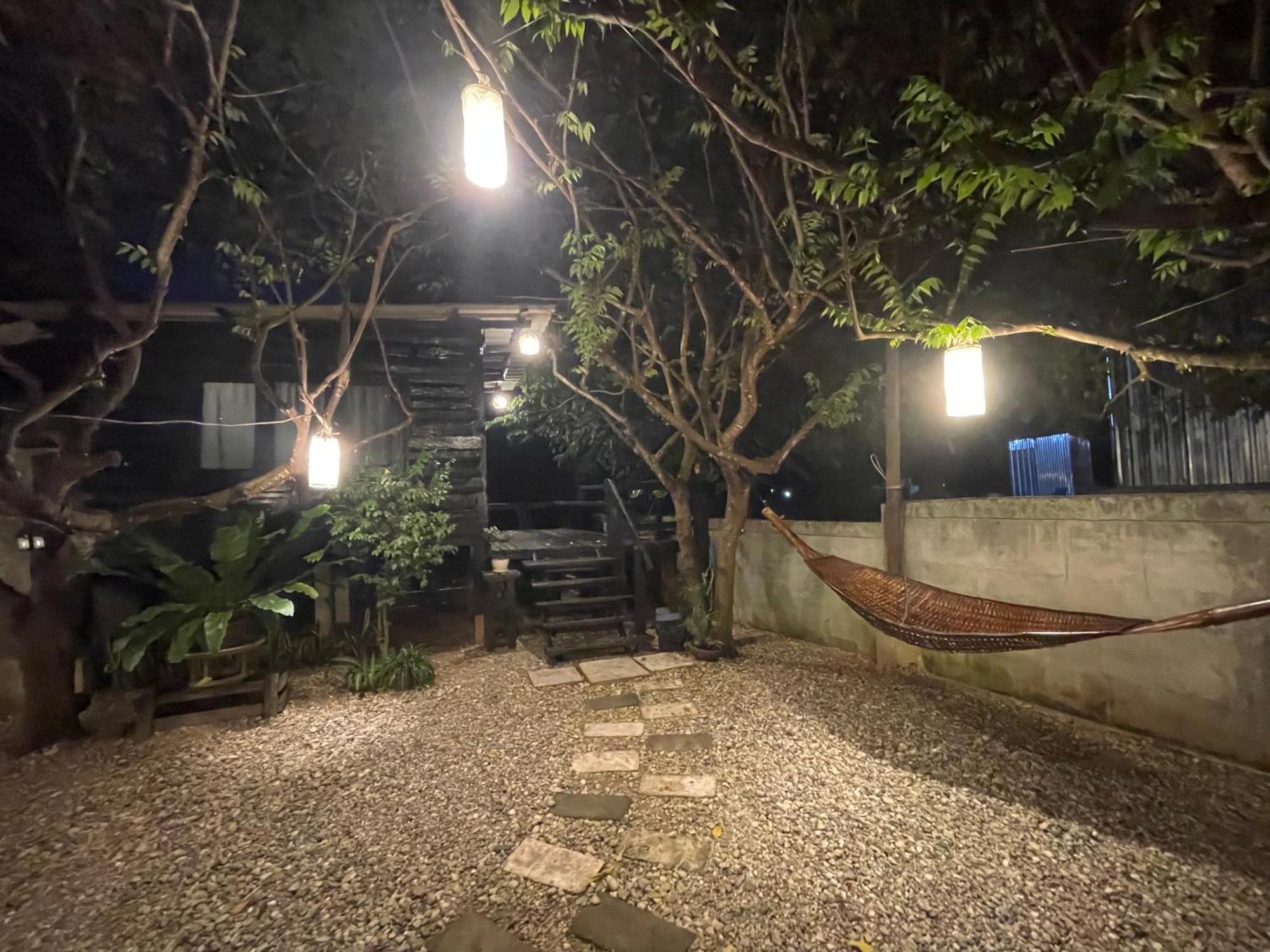 The Legend Homestay. Mae Ai Bagian luar foto